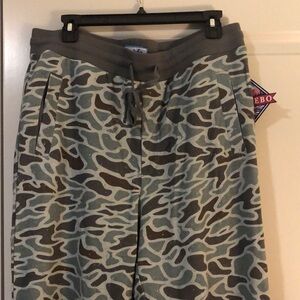 Men’s Burlebo sweatpants, XL